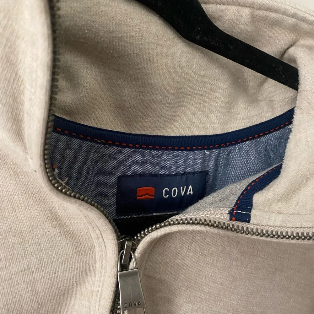 Large pullover - Picture 3 of 3